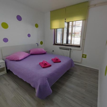 Apartment Ari 罗维尼 外观 照片